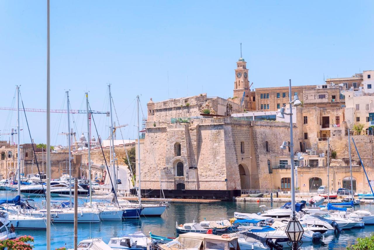 Vittoriosa' Seafront 2 Bed Highly Furnished Apartment Esterno foto