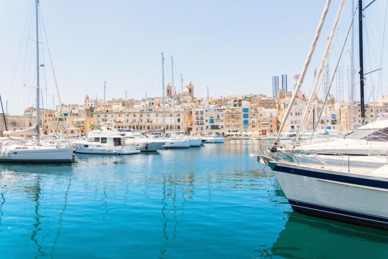 Vittoriosa' Seafront 2 Bed Highly Furnished Apartment Esterno foto